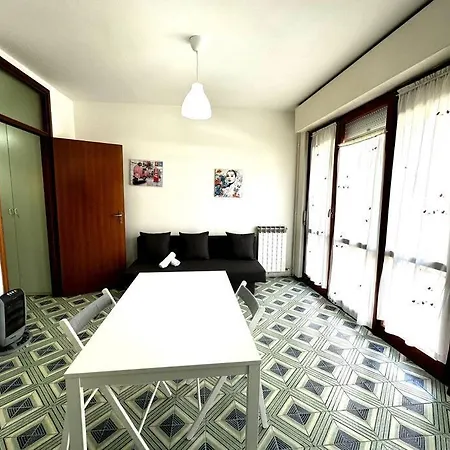 Euphorbia 236 - Monolocale Con Terrazzo Apartment *